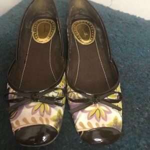 Sam & Libby Flowered Flats - Size 8.5